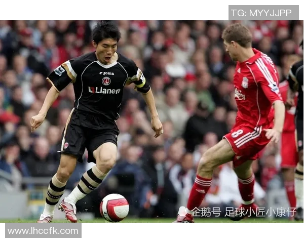 足球球星专属饮水杯设计全解析 追踪明星个性化定制背后的创意与品牌合作 足球球星专属饮水杯设计全解析 追踪明星个性化定制背后的创意与品牌合作